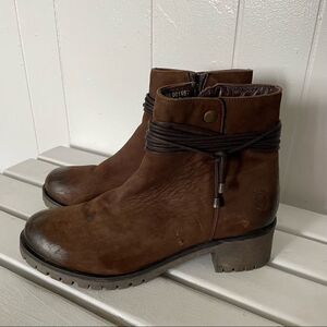 Allonsi brown leather boots 39